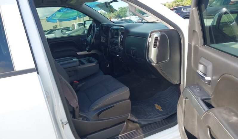 
								2015 Chevrolet Silverado full									