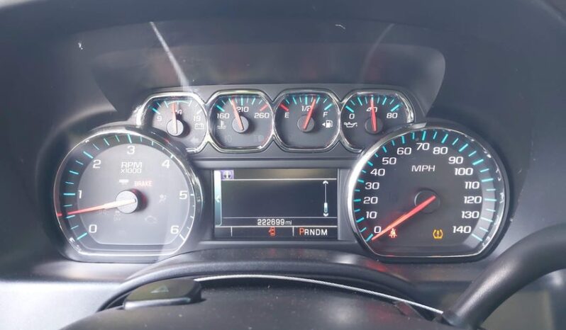 
								2015 Chevrolet Silverado full									