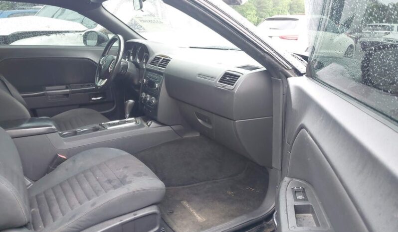 
								2012 Dodge Challenger full									