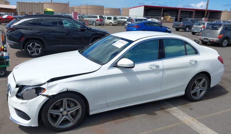 
								2015 Mercedes-benz C 300 full									