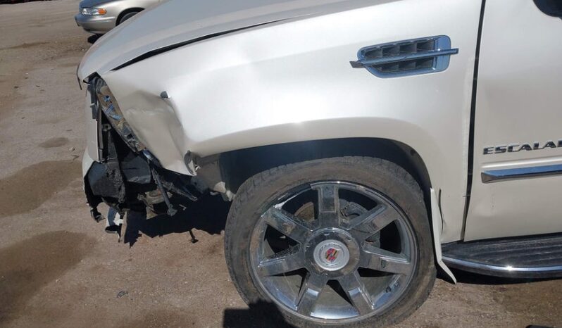 
								2013 Cadillac Escalade full									