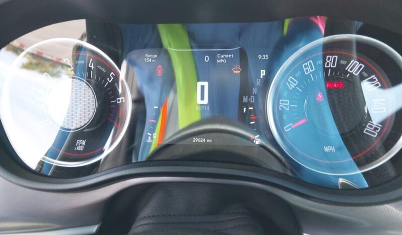 
								2022 Dodge Challenger full									