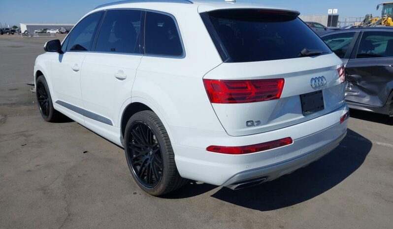 
								2017 Audi Q7 full									