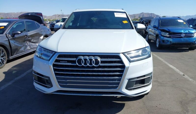 
								2017 Audi Q7 full									