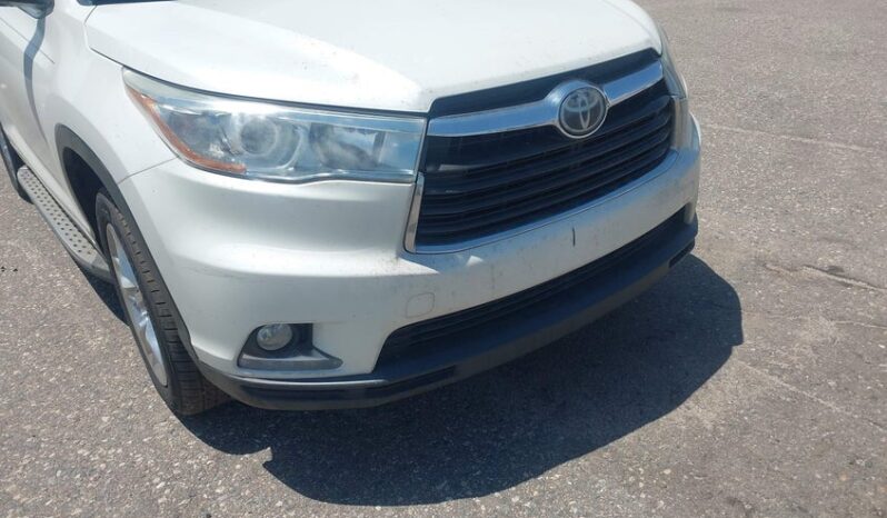 
								2016 Toyota Highlander full									