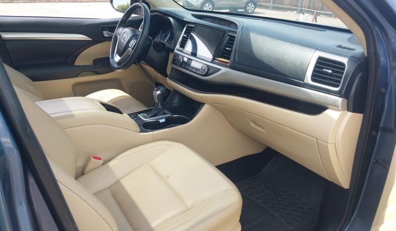 
								2014 Toyota Highlander full									
