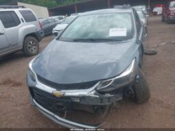 
										2019 Chevrolet Cruze full									