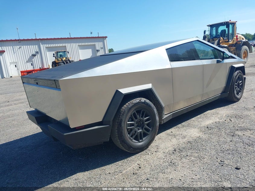 2025 Tesla Cybertruck