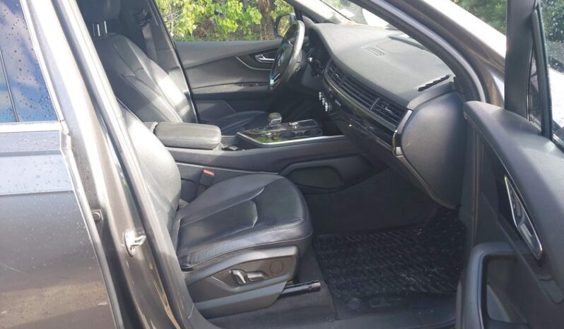 
								2019 Audi Q7 full									