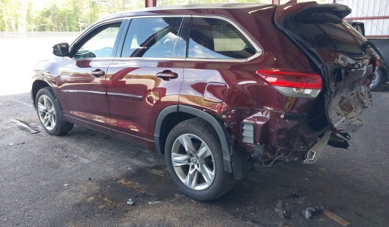 
								2017 Toyota Highlander full									