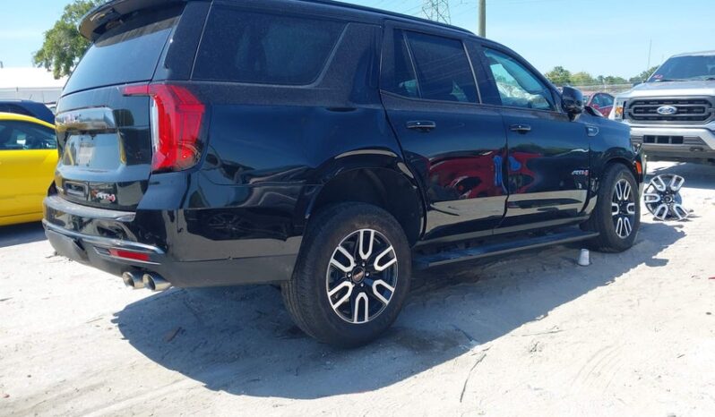 
								2024 Gmc Yukon full									