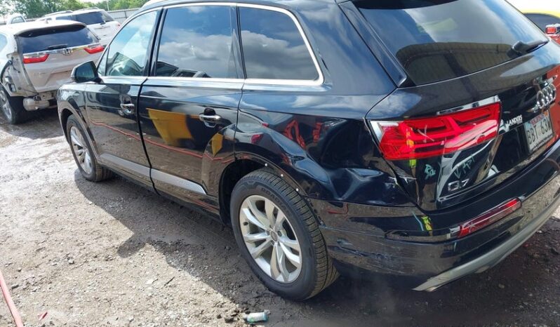 
								2017 Audi Q7 full									