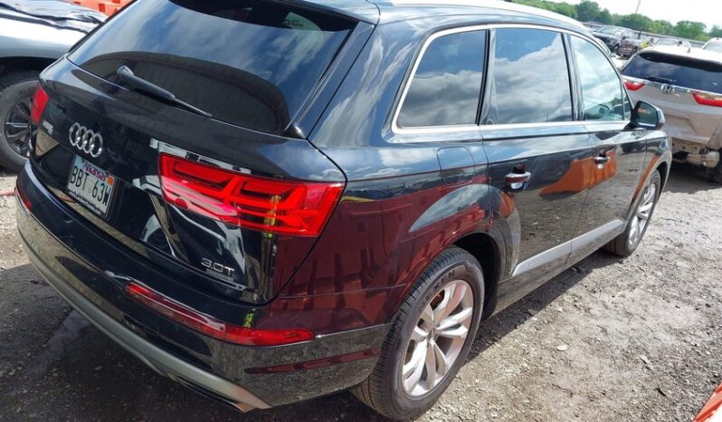 
								2017 Audi Q7 full									