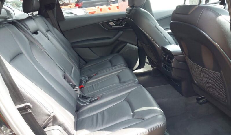 
								2017 Audi Q7 full									