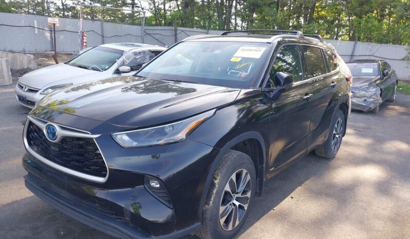 
								2022 Toyota Highlander full									