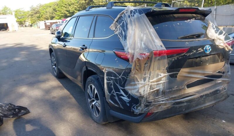 
								2022 Toyota Highlander full									