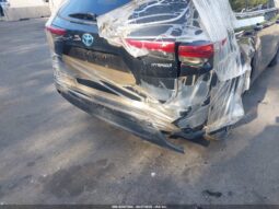 
										2022 Toyota Highlander full									