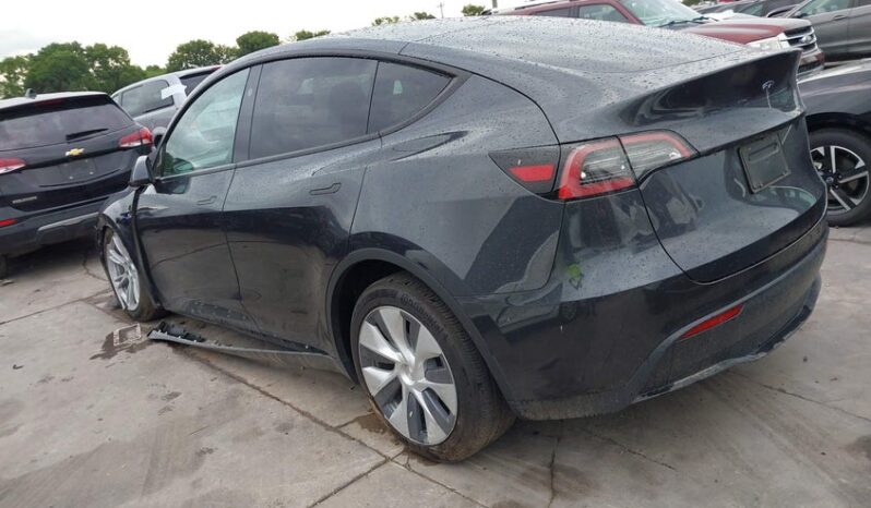 
								2024 Tesla Model y full									