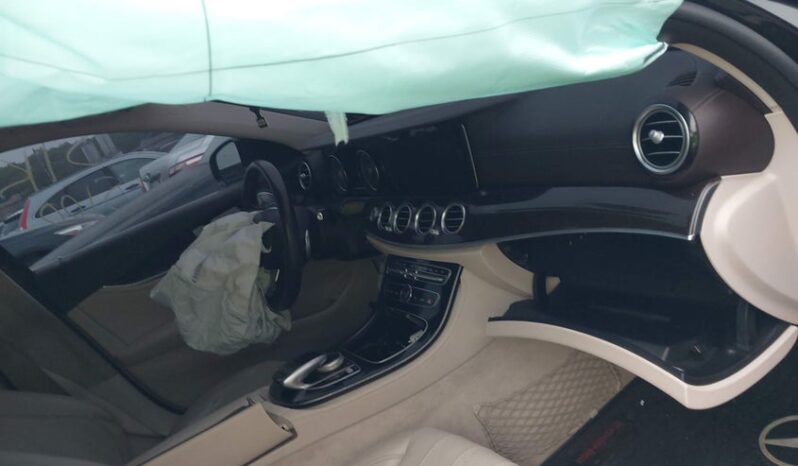 
								2017 Mercedes-benz E 300 full									