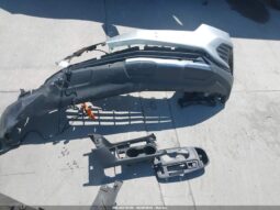 
										2022 Chevrolet Equinox full									