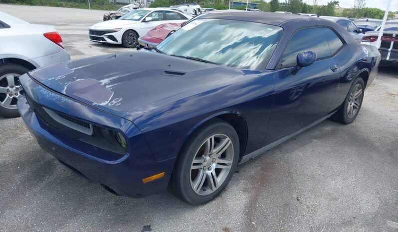 
								2013 Dodge Challenger full									