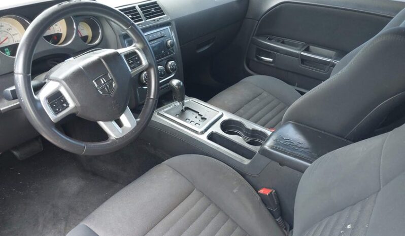 
								2013 Dodge Challenger full									