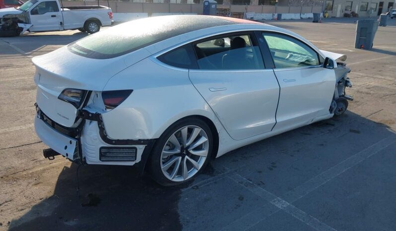 
								2019 Tesla Model 3 full									