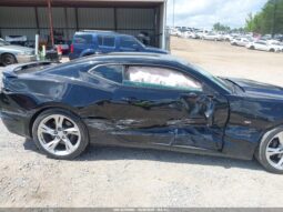 
										2019 Chevrolet Camaro full									