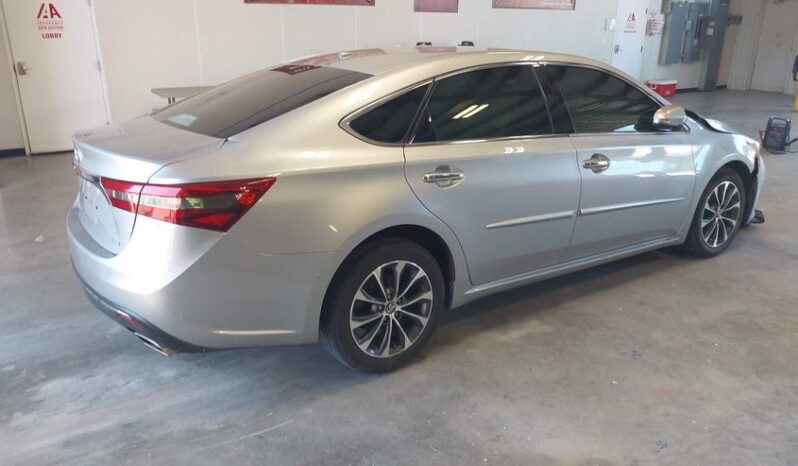 
								2016 Toyota Avalon full									