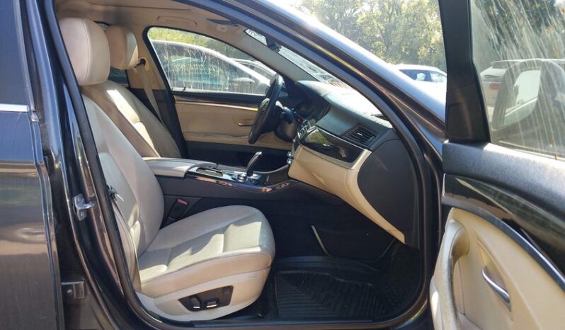 
								2013 BMW 5 series full									