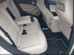 
										2015 Mercedes-benz Cla 250 full									