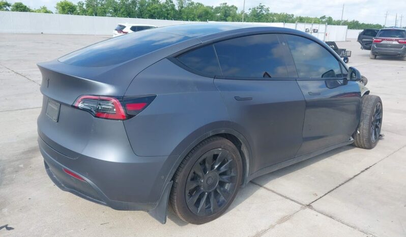 
								2022 Tesla Model y full									