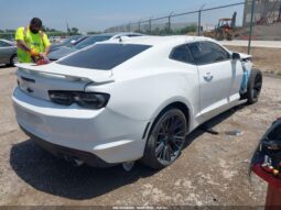 
										2021 Chevrolet Camaro full									