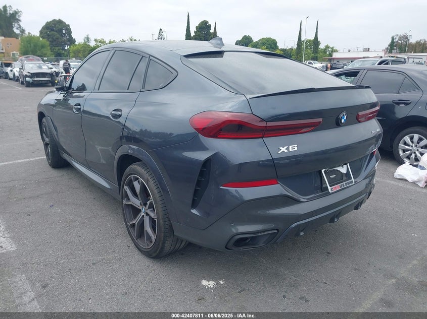 2022 BMW X6