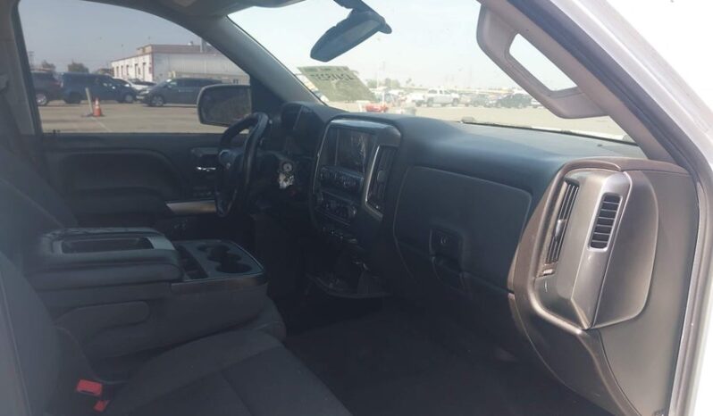 
								2015 Chevrolet Silverado full									