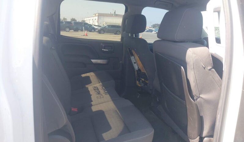 
								2015 Chevrolet Silverado full									