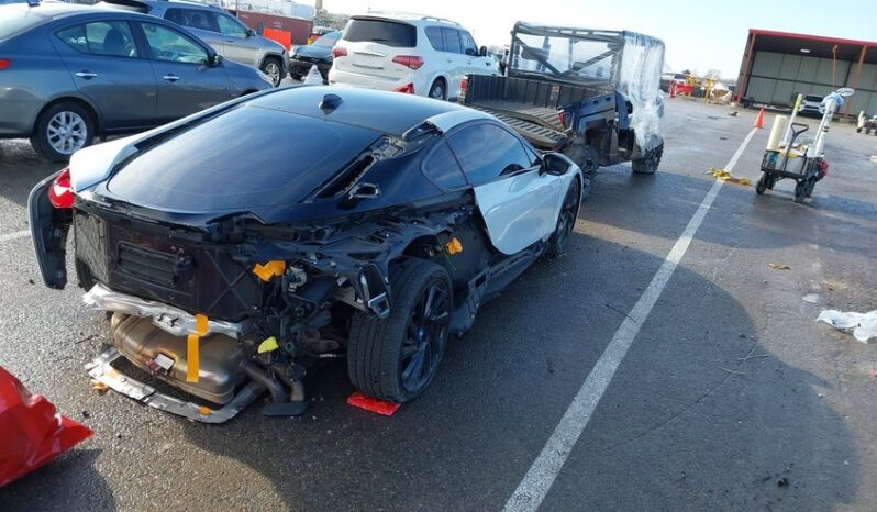 
								2015 BMW I8 full									