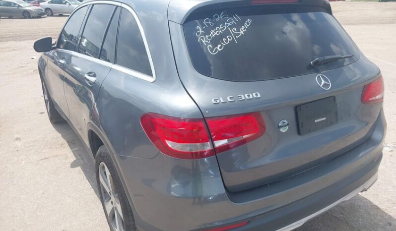 
								2016 Mercedes-benz Glc 300 full									