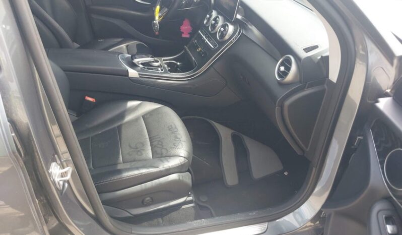 
								2016 Mercedes-benz Glc 300 full									