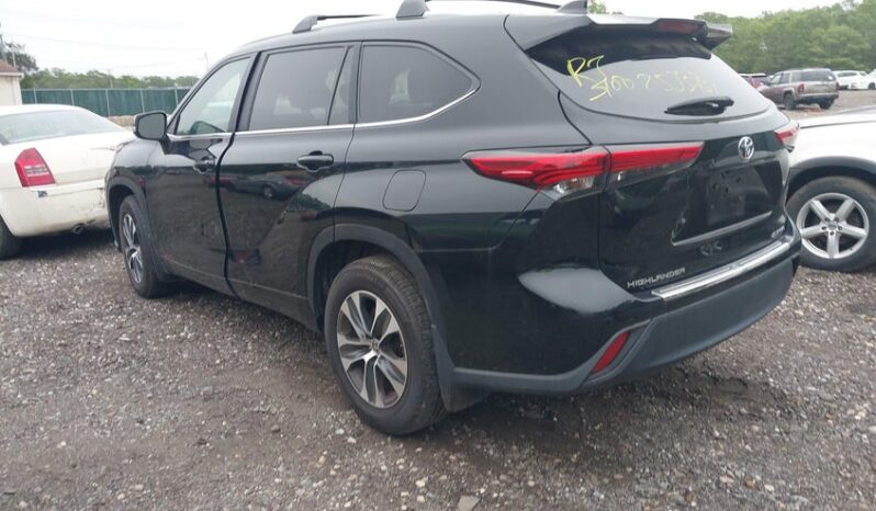 
								2023 Toyota Highlander full									