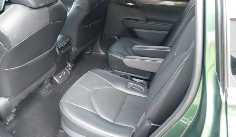 
								2023 Toyota Highlander full									