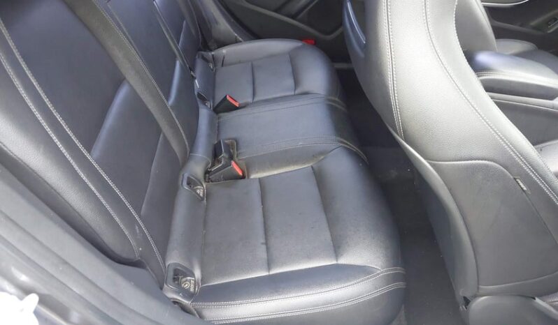 
								2018 Mercedes-benz Cla 250 full									
