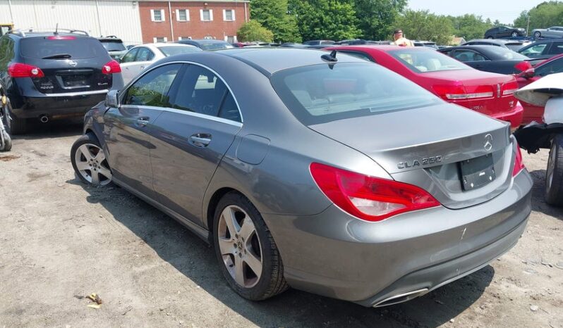
								2018 Mercedes-benz Cla 250 full									