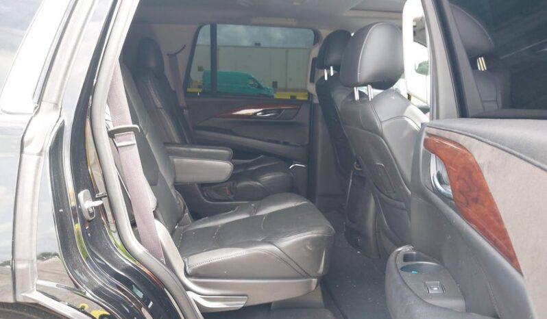 
								2015 Cadillac Escalade full									