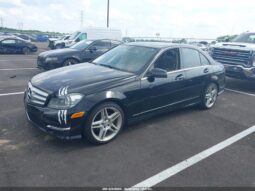 
										2013 Mercedes-benz C 250 full									