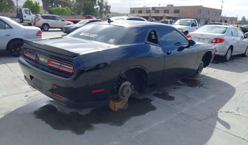 
								2020 Dodge Challenger full									