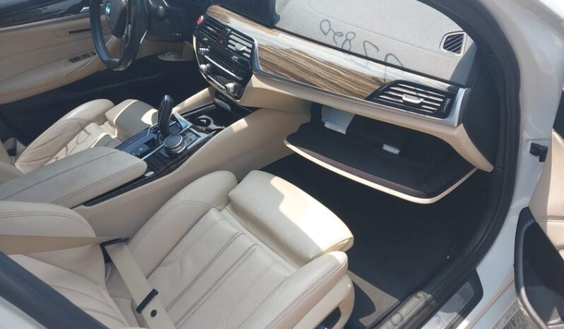 
								2018 BMW 530I full									
