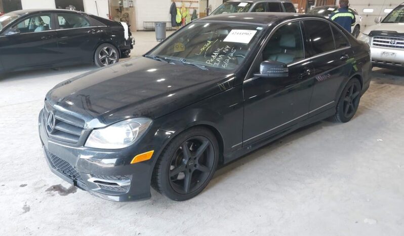
								2013 Mercedes-benz C 300 full									