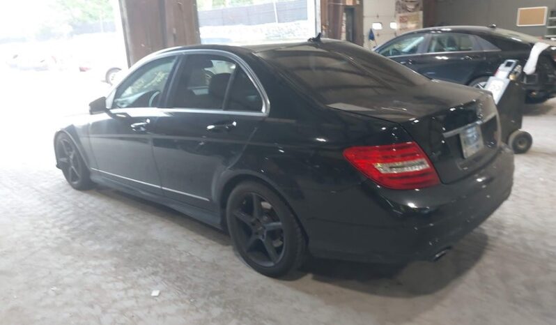 
								2013 Mercedes-benz C 300 full									