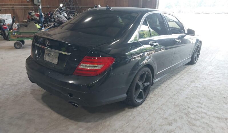 
								2013 Mercedes-benz C 300 full									